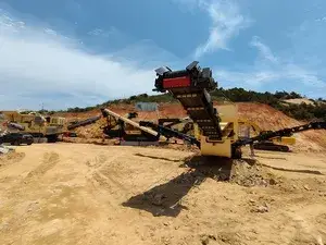 300 TPH Mobile Granite Crushing Plant in Fujian